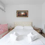 Hometown By Pikhost Apartament *
