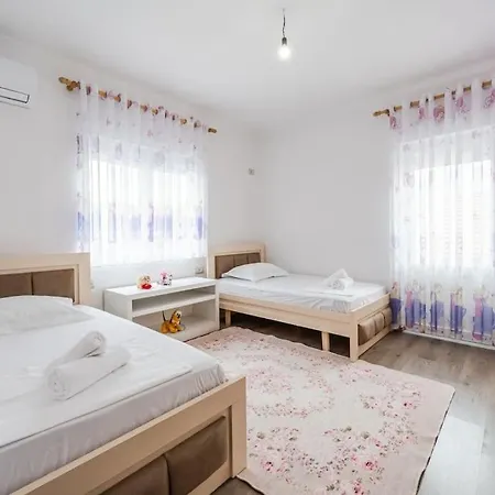 Lejlighed Hometown By Pikhost Gjirokastër