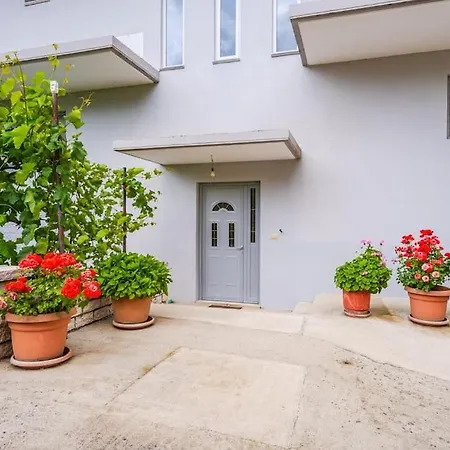 Hometown By Pikhost *