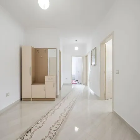 Hometown By Pikhost * Гирокастра