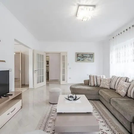 Lejlighed Hometown By Pikhost Gjirokastër