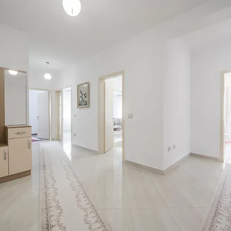 Апартаменты Hometown By Pikhost *